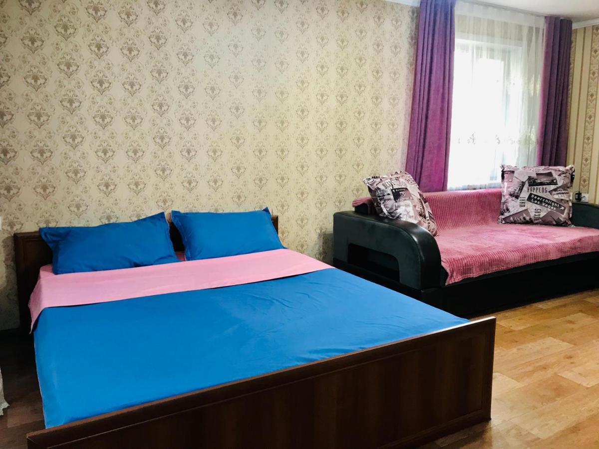 Apartaments In The City Center Karagandy Exteriér fotografie